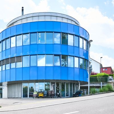 Physioline Binz bei Maur, Gassacherstrasse 12 – Bild 1